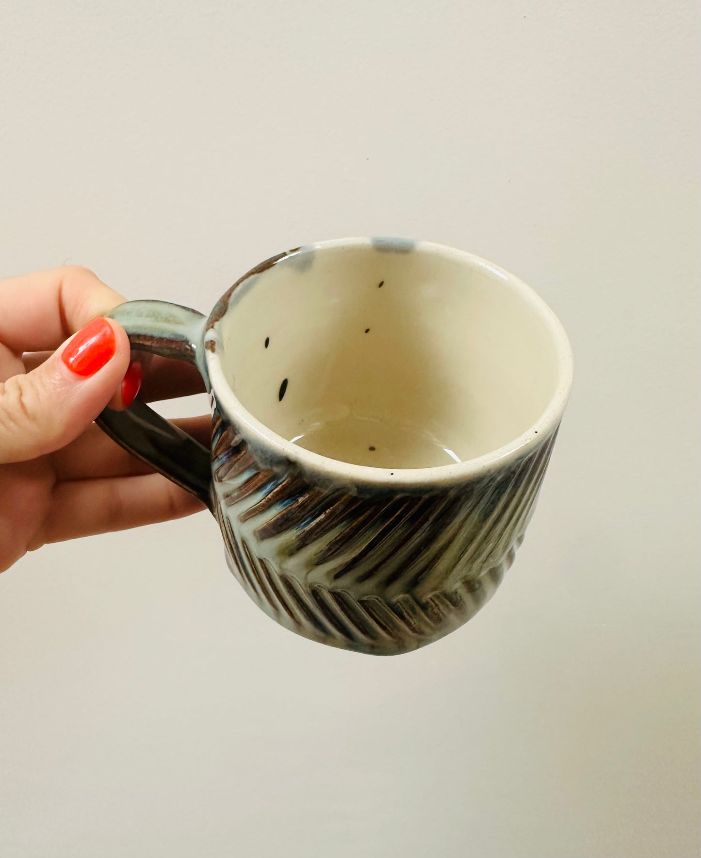 Textured Rutile Cup