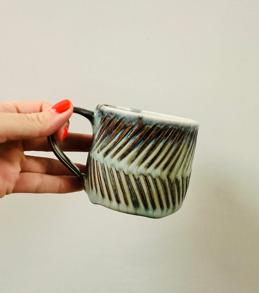 Textured Rutile Cup