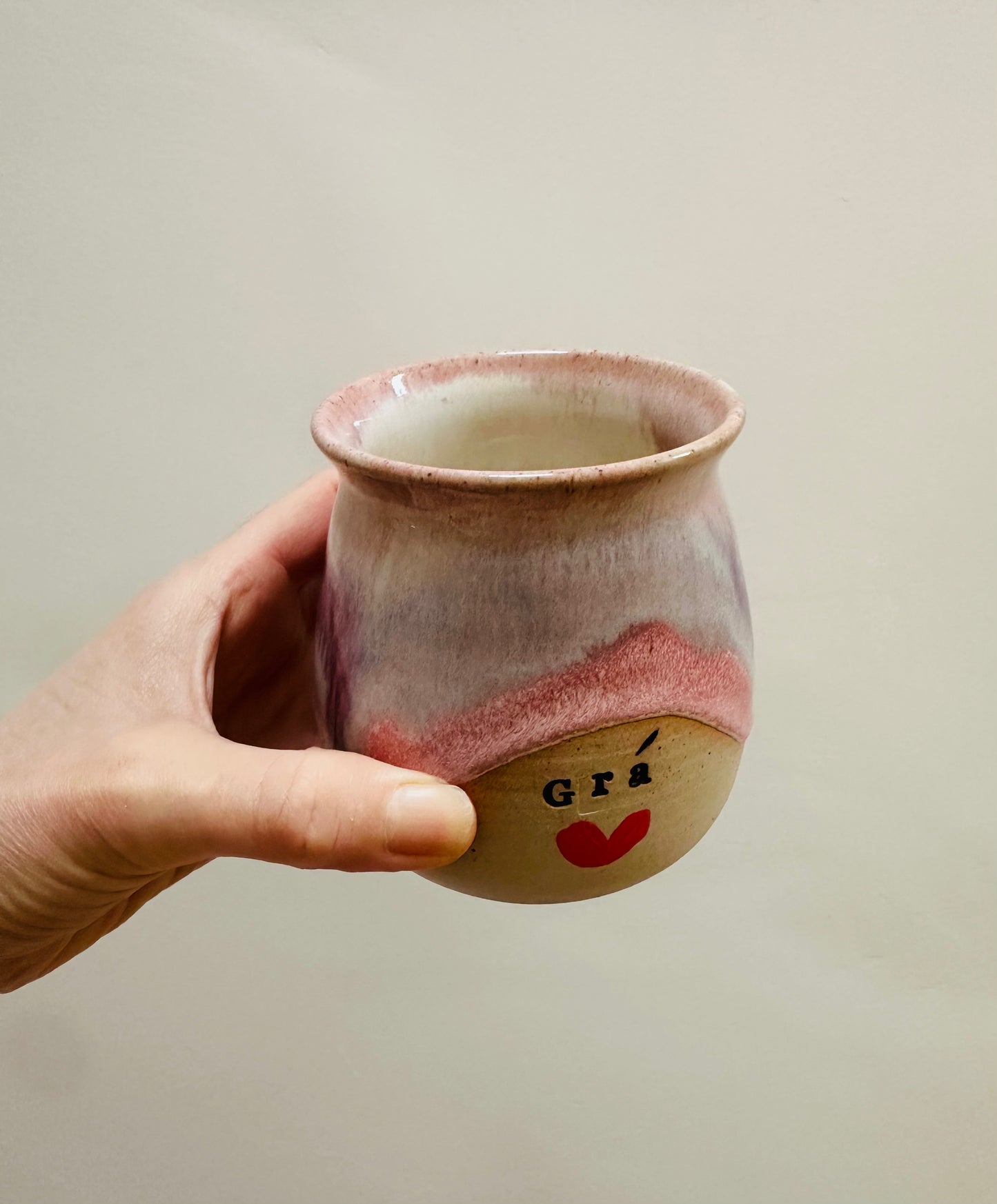 Grá ❤️ Pink Hug Mug