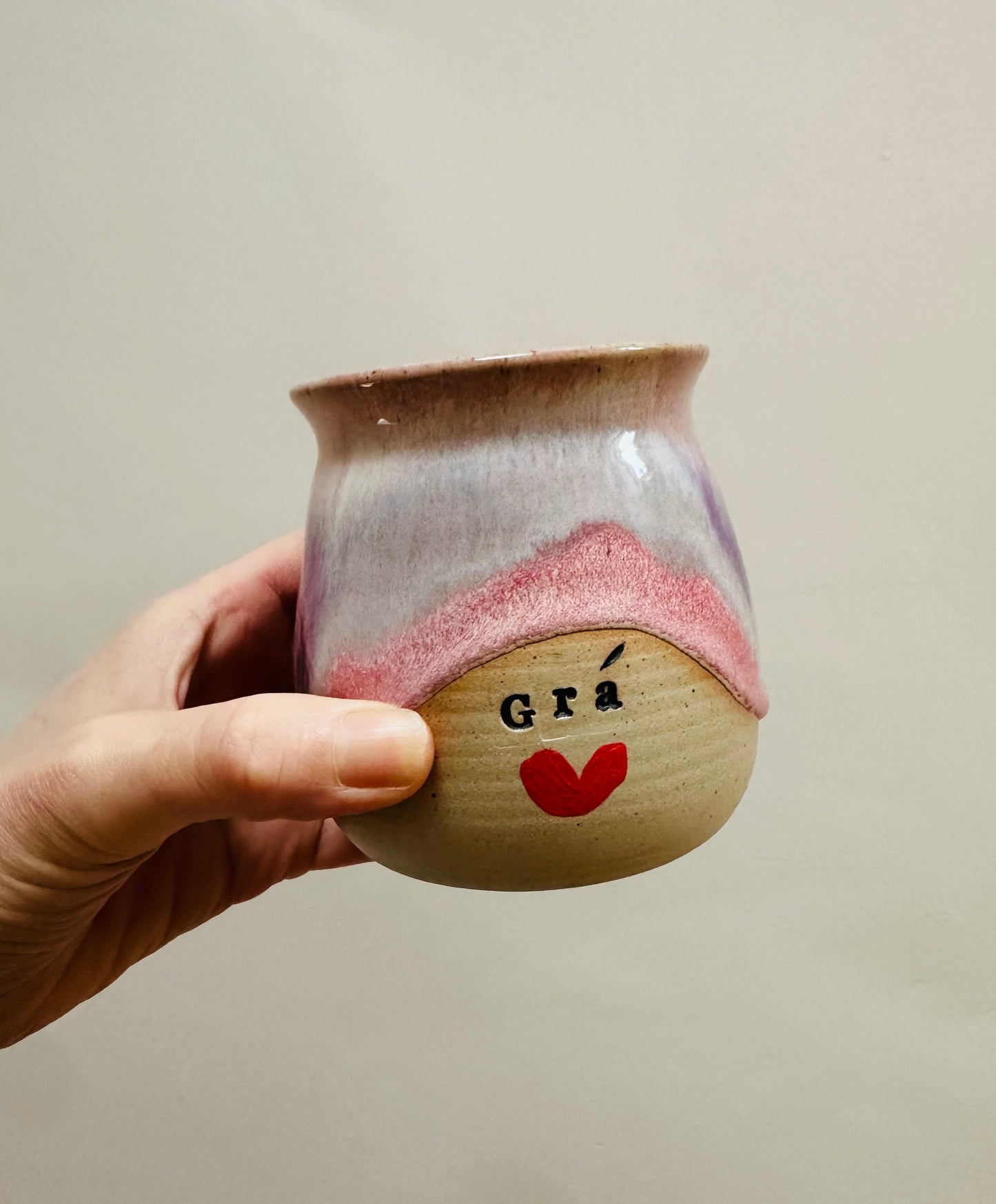 Grá ❤️ Pink Hug Mug